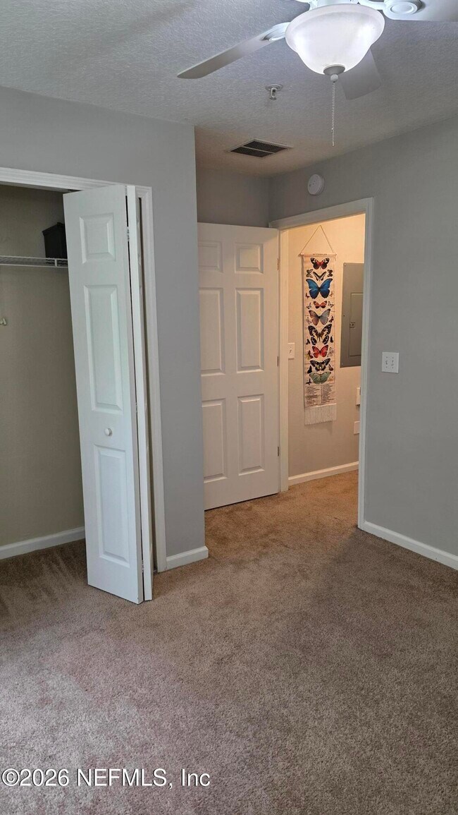 Building Photo - 9536 Armelle Way