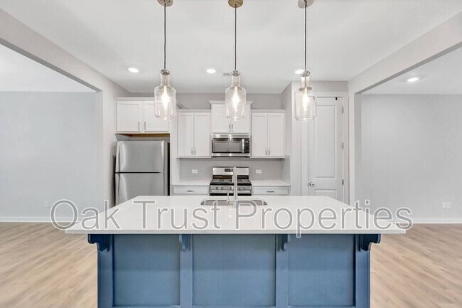 Building Photo - 113 Summer Tanager Dr