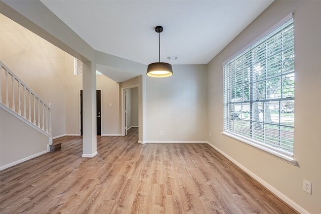 Building Photo - 5115 Cherrywood Ct