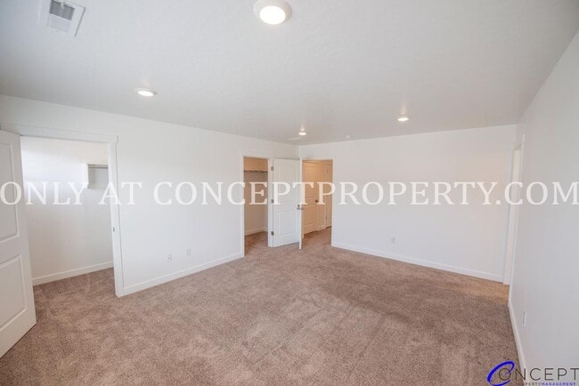 Building Photo - Brand-New Beautiful Spacious Modern Townhome in Lehi with Luxury Finishes & Prime Amenities