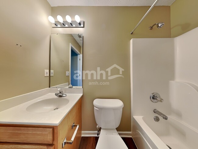 Building Photo - 8427 Nightshade Dr