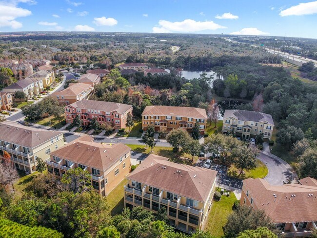 Building Photo - BEAUTIFULLY UPDATED 2 BED, 2.5 BATH CONDO IN WILLOWBROOK WITHIN LAKEWOOD RANCH