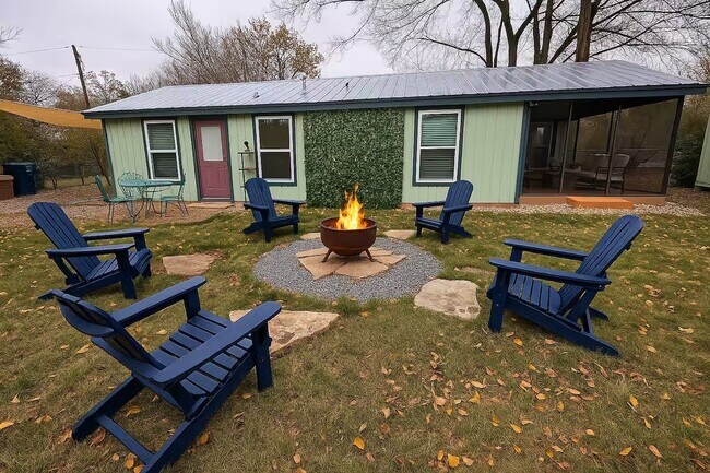 Building Photo - 4901 Prock Ln