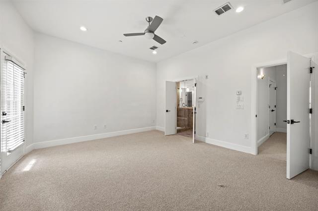 Building Photo - 3200 Ross Ave
