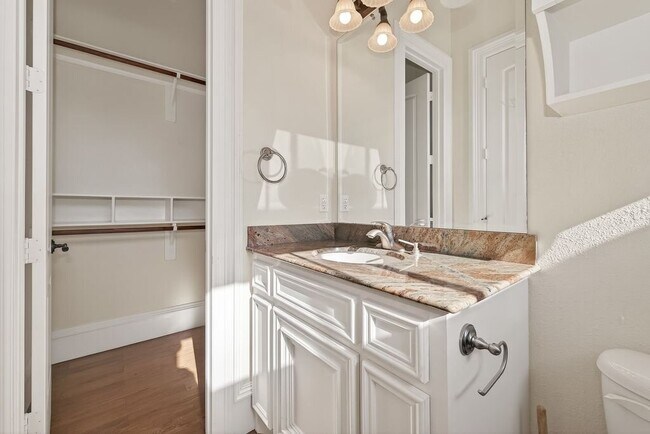 Building Photo - 4011 Westerdale Dr