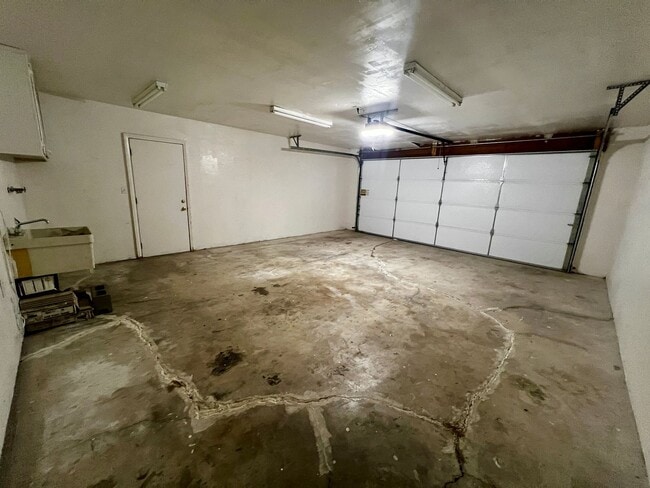 Building Photo - 74071 Playa Vista Dr