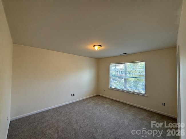 Building Photo - 6911 Agnew Dr