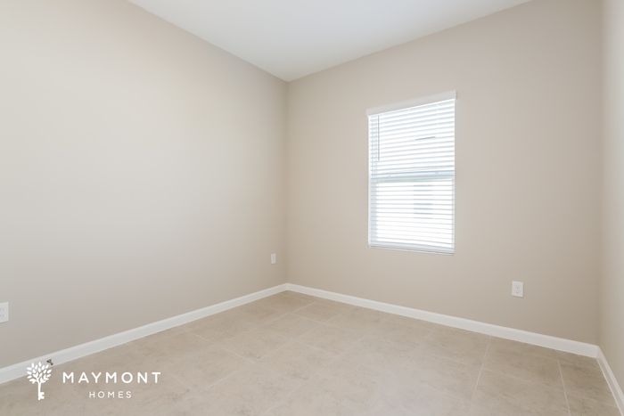 Building Photo - 360 Kenilworth Dr