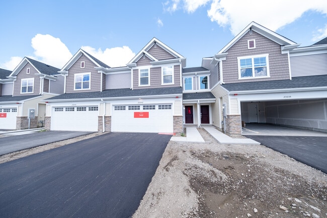 Primary Photo - 23042 Hazel Ln