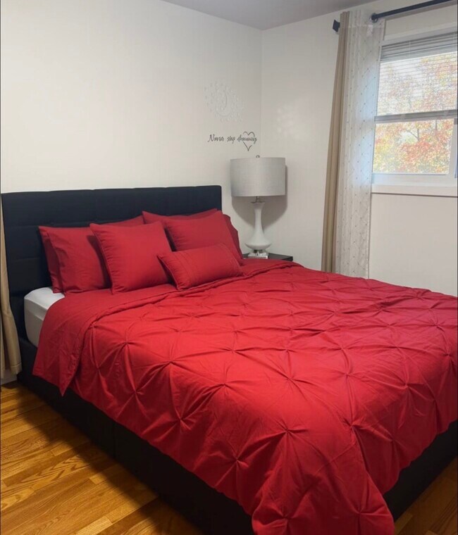 Building Photo - 449 Jensen Rd