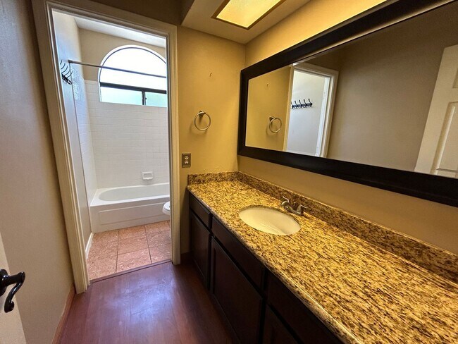 Building Photo - 7511 W Kimberly Way