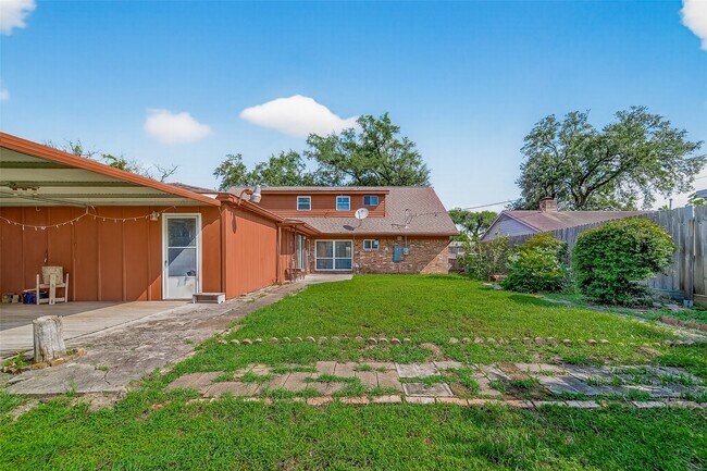 Building Photo - 9123 Langdon Ln