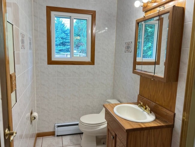 Building Photo - 3728 W Delbert Ave