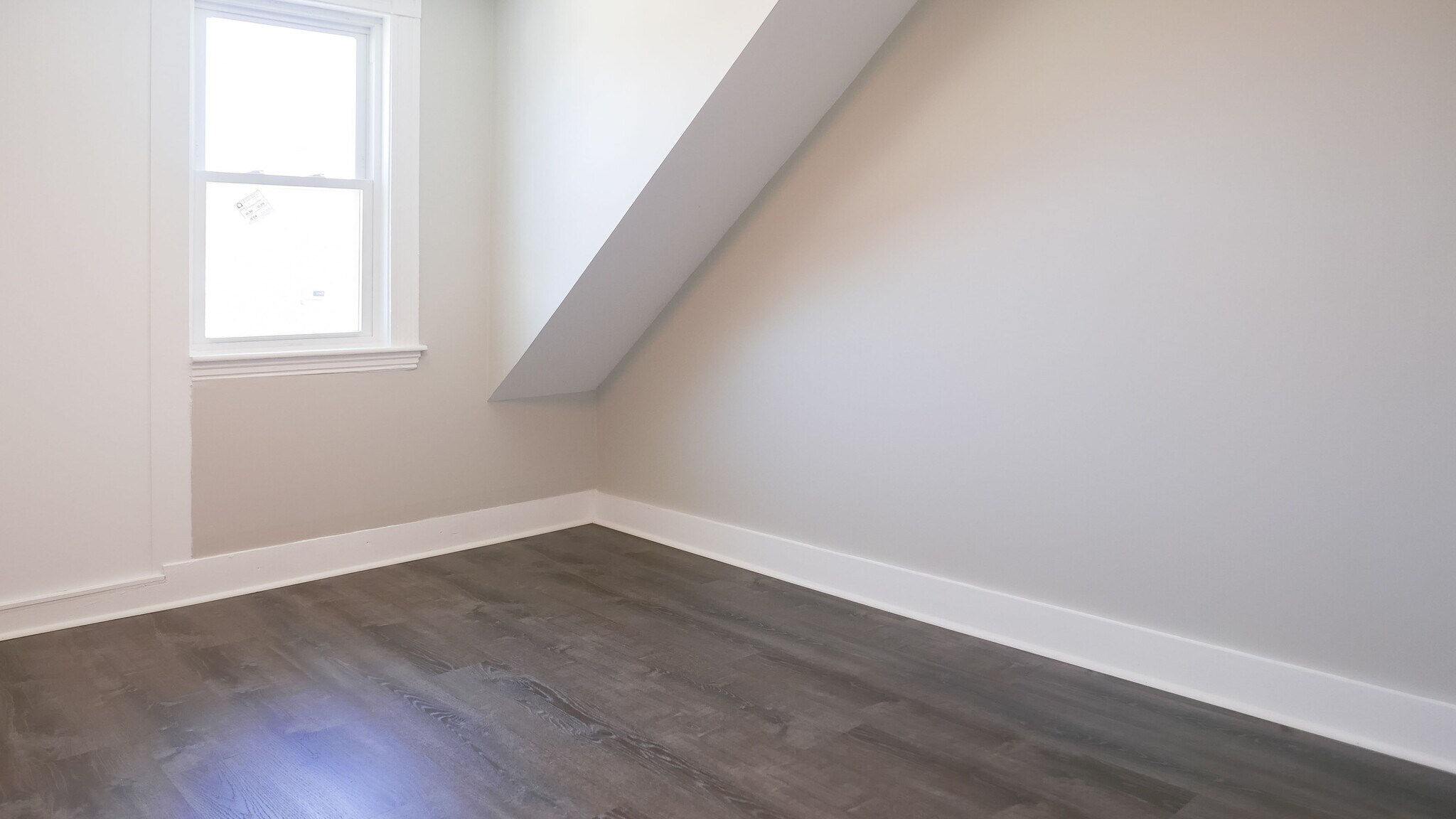 Building Photo - 268 Brown St