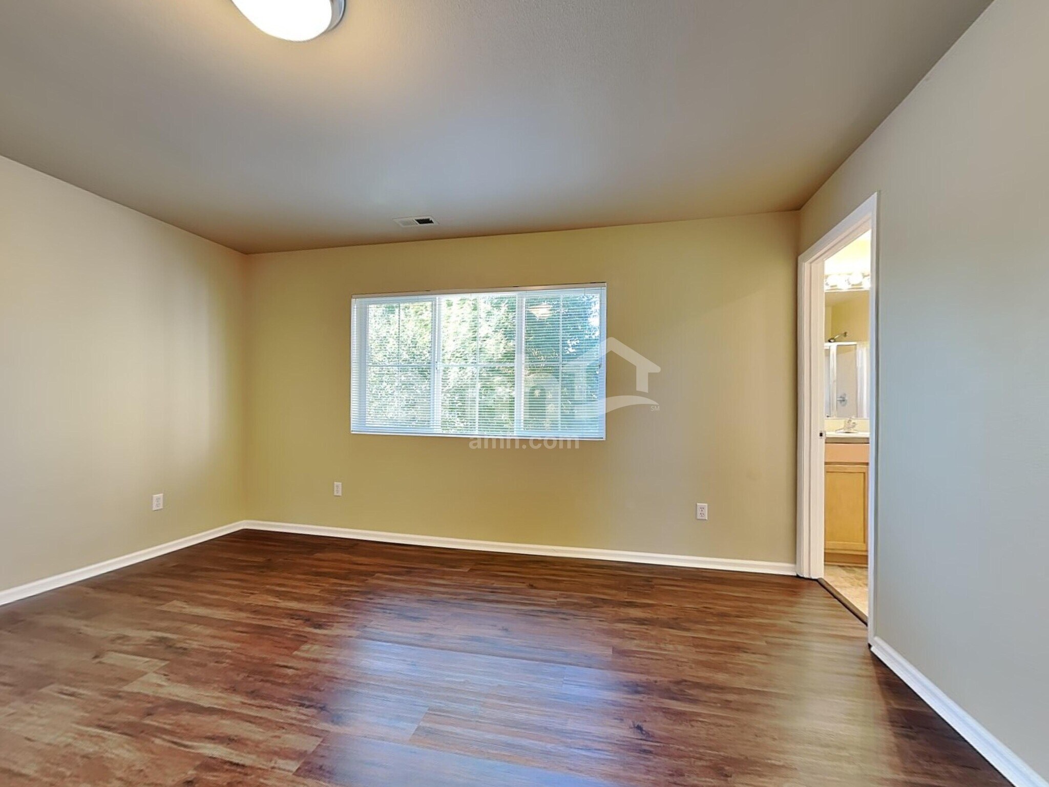 Building Photo - 6512 Virginia St SE