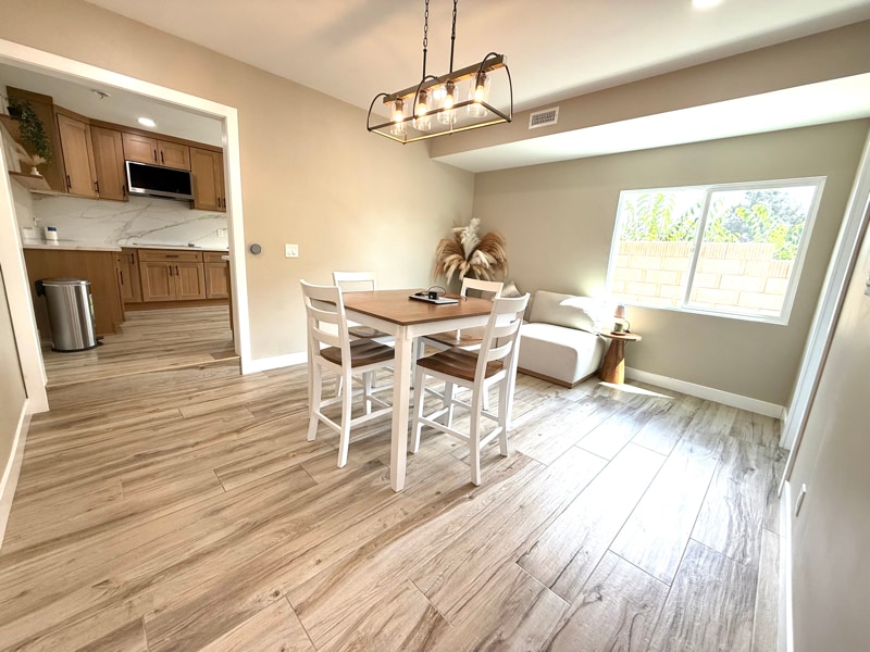 Building Photo - 9382 Bixby Ave