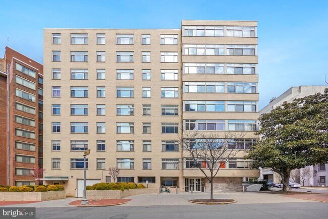 Building Photo - 2401 H St NW