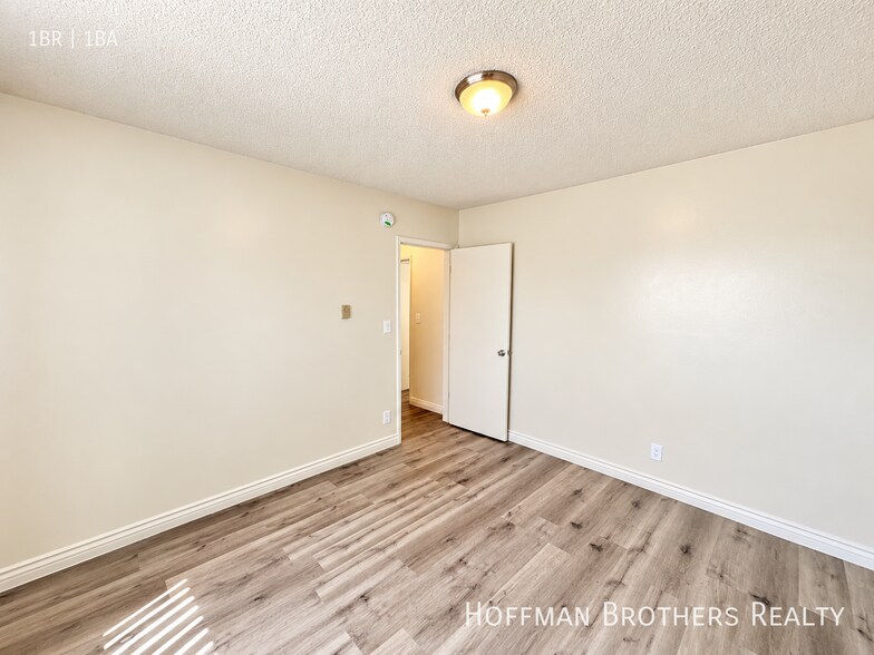 Building Photo - 6729 Cleon Ave