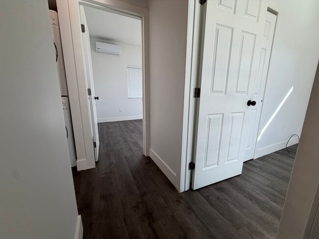 Building Photo - 4434 San Juan Ave