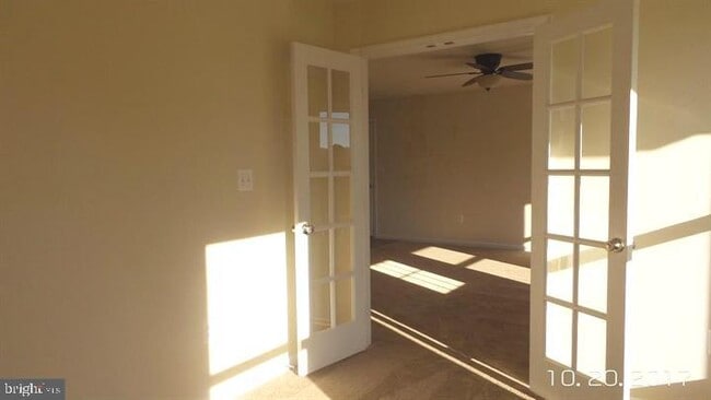 Building Photo - 17972 Wide Bay Way