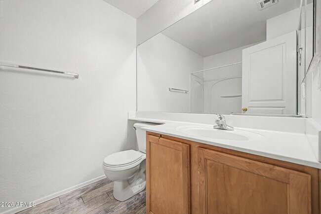 Building Photo - 3983 S Crosscreek Dr