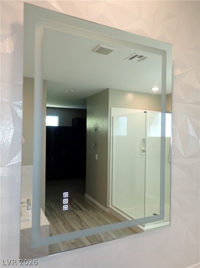 Building Photo - 10226 Jade Gardens Dr