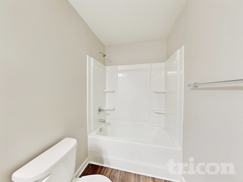 Building Photo - 7020 Prune Ln