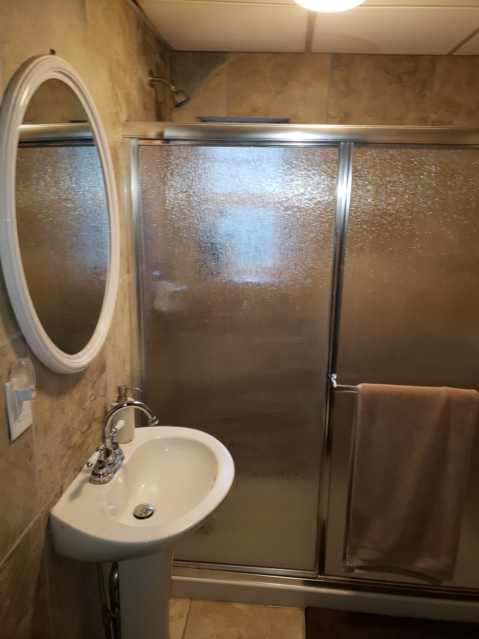 Building Photo - 1533 Cecil B. Moore Ave