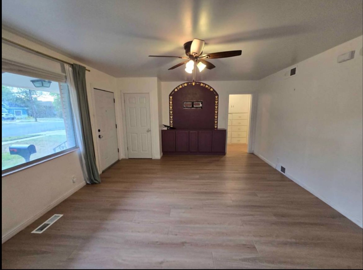 Building Photo - 271 S 700 W