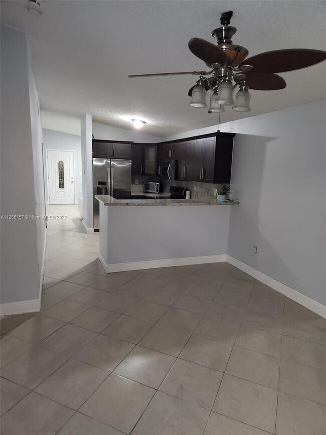 Building Photo - 8811 NW 112th Ter