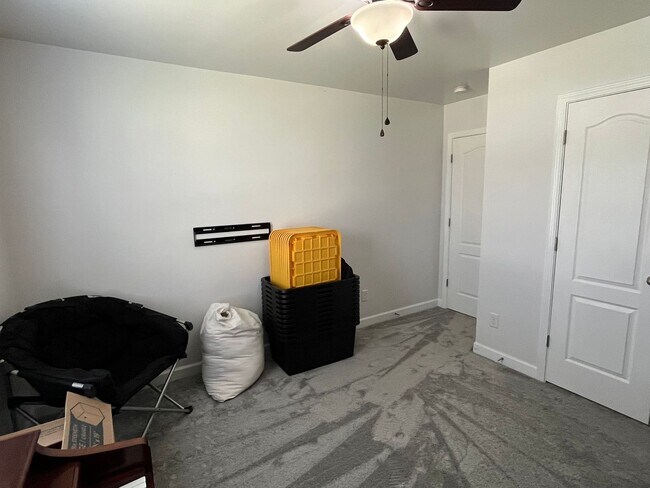 Building Photo - Spacious 3 Bed, 2 Bath Home in Westgate