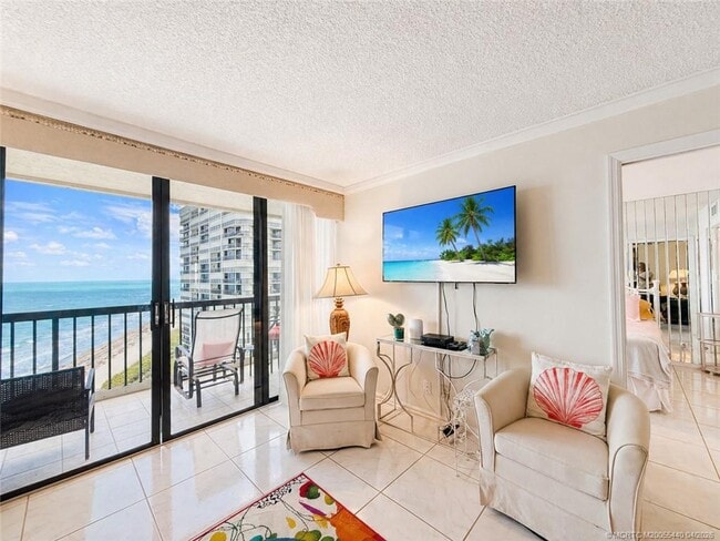 Building Photo - 9500 S Ocean Dr