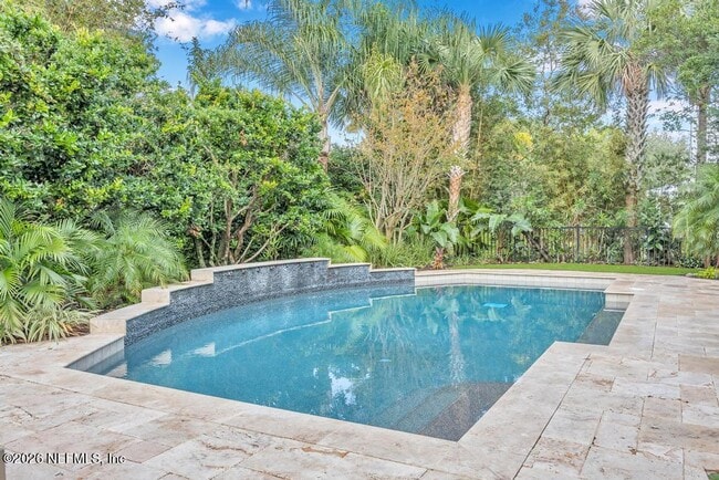 Building Photo - 548 Le Master Dr