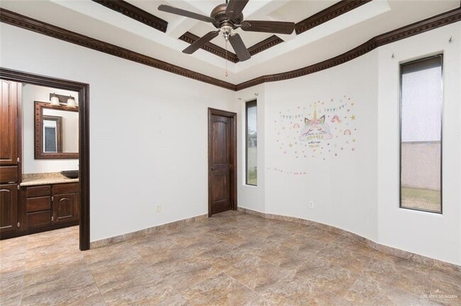 Building Photo - 18 Thornwood Loop