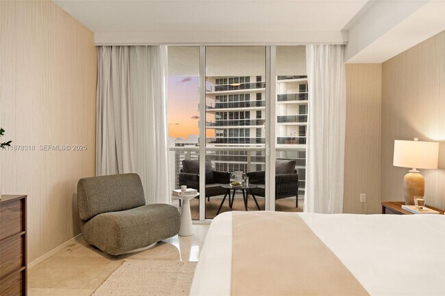 Building Photo - 1830 S Ocean Dr