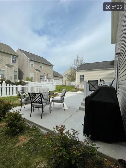 Building Photo - 8162 Gilroy Dr