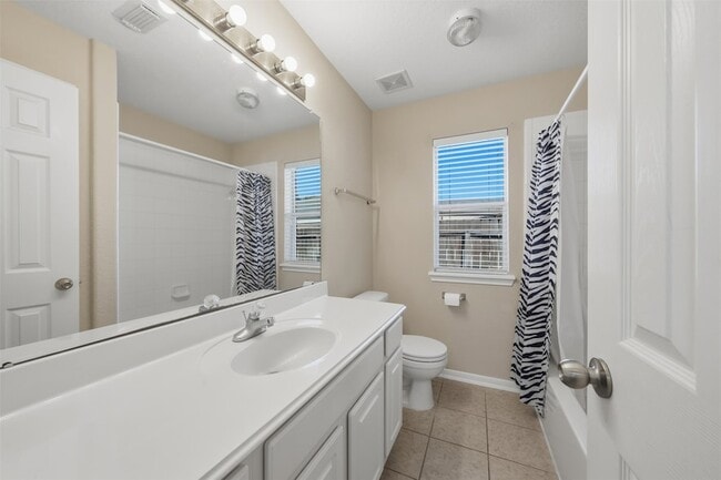 Building Photo - 21610 Grand Hollow Ln