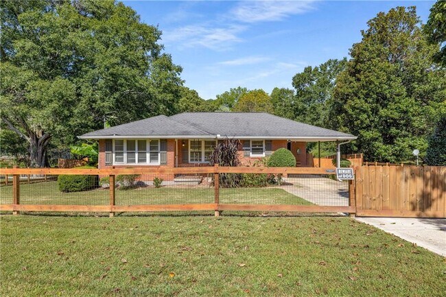 Building Photo - 2149 Settle Cir SE