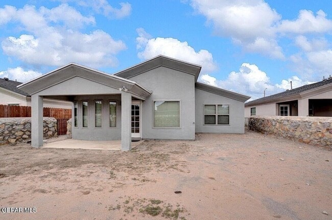 Building Photo - 12032 Mesquite Thorn Dr