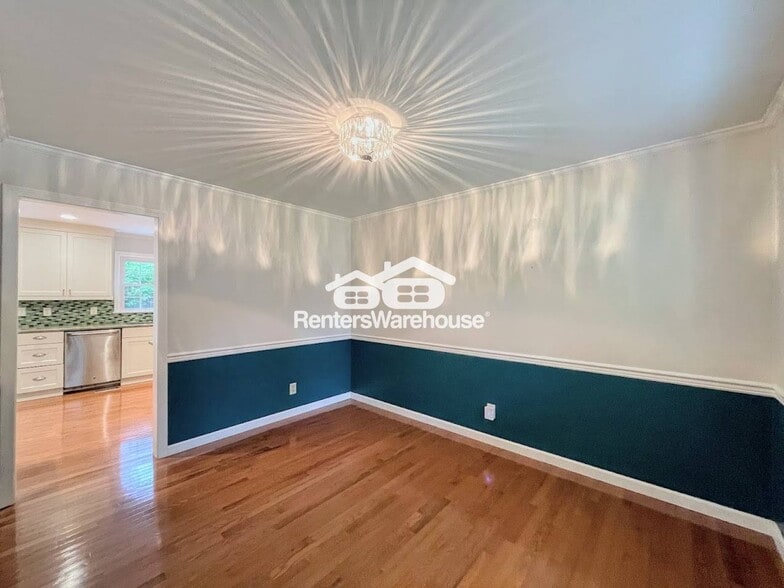Building Photo - 509 Southfield Dr