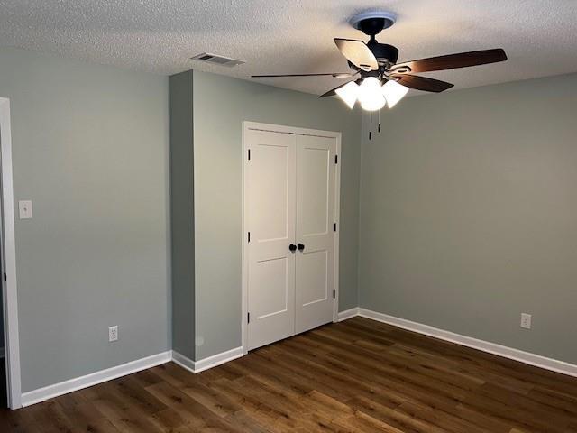 Building Photo - 2056 Mesa Dr