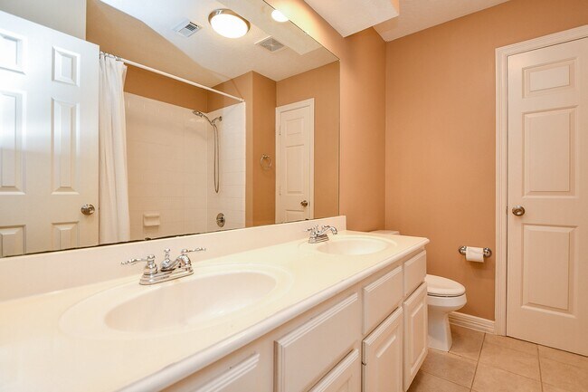 Building Photo - 5322 Pebble Way Ln