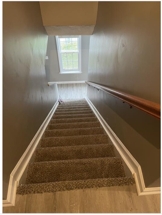 Building Photo - 2441 Bay Harbor Dr