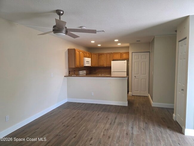 Building Photo - 1431 Sheafe Ave NE