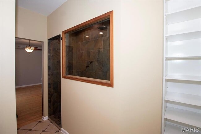 Building Photo - 14 Jefferson Ave