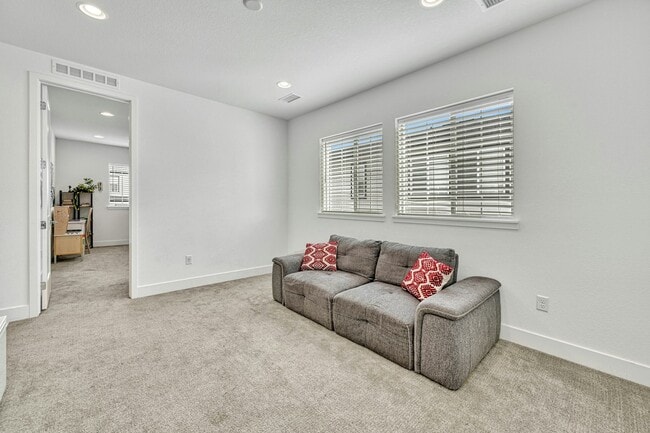Building Photo - 1497 Stablecross Dr