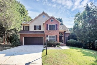 Building Photo - Large Olde Providence Home For Rent!