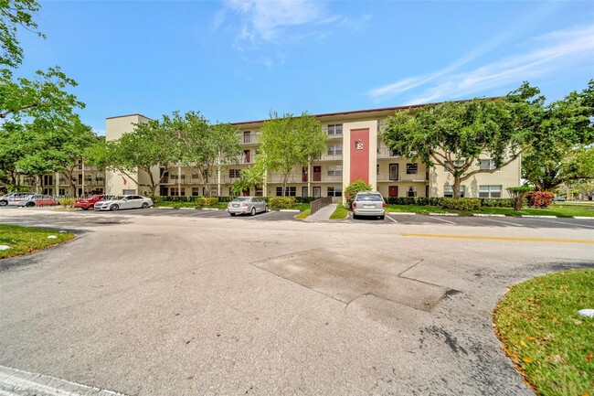 Building Photo - 13155 SW 7th Ct
