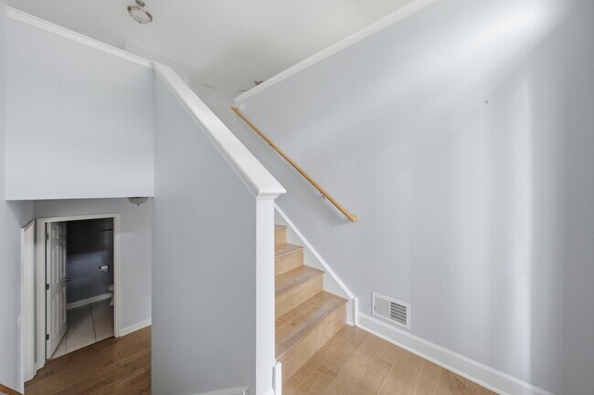 Building Photo - 9411 Huber Ct