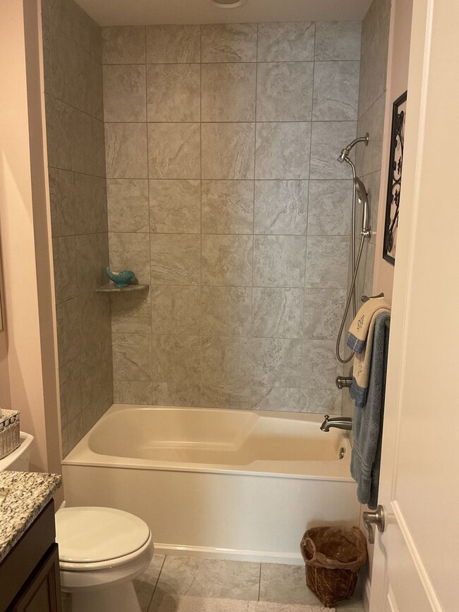 Building Photo - 4BR!! RARE opportunity to RENT at The Stab...